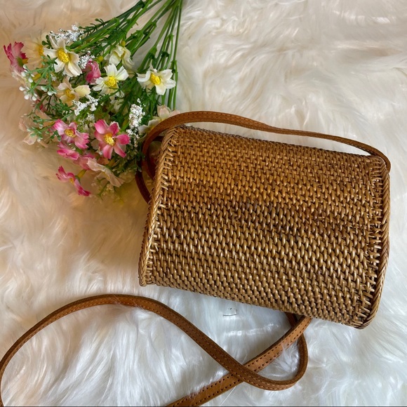 Straw crossbody bag - Picture 2 of 5